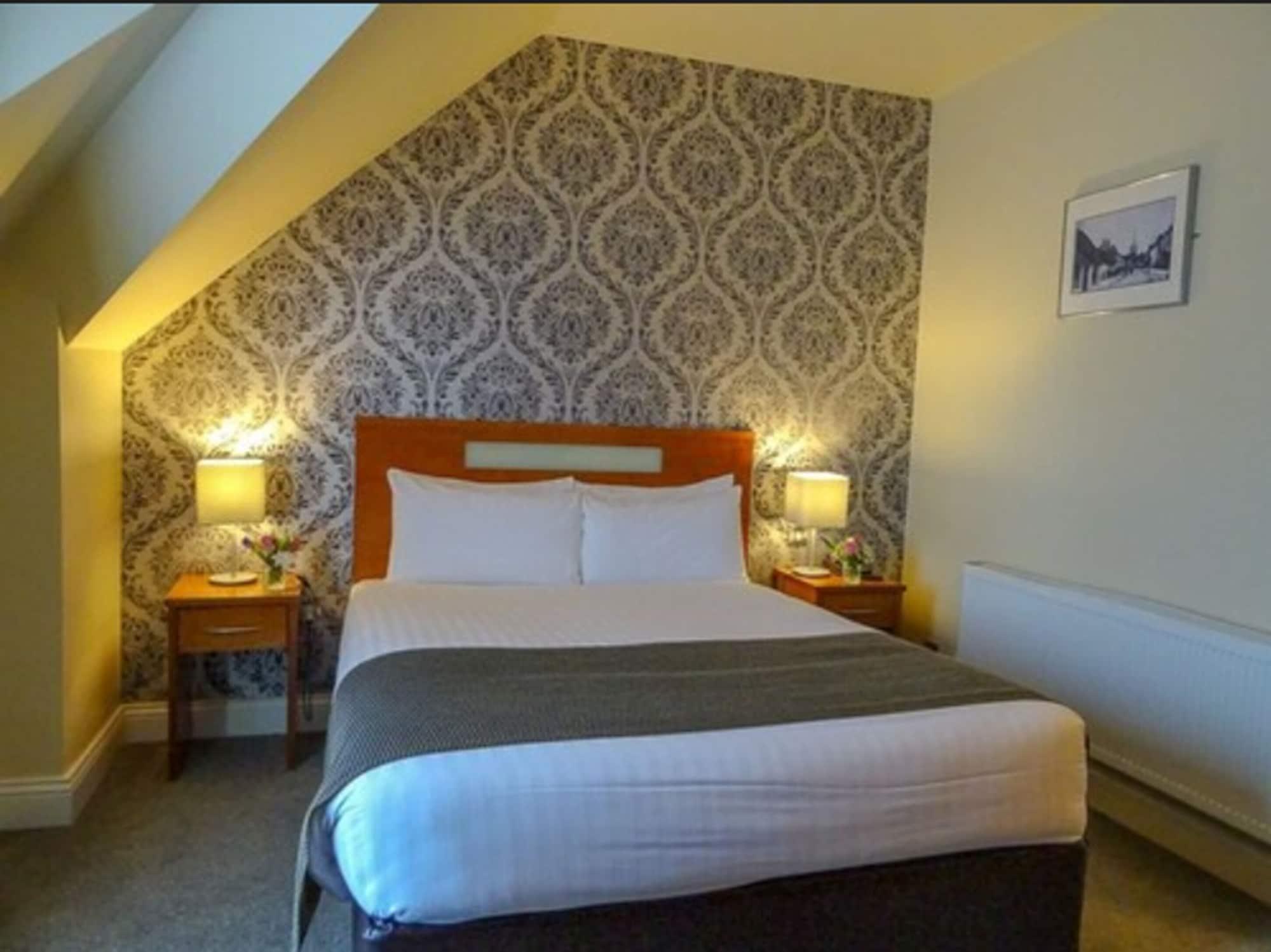 Raheen Woods Hotel Athenry Esterno foto