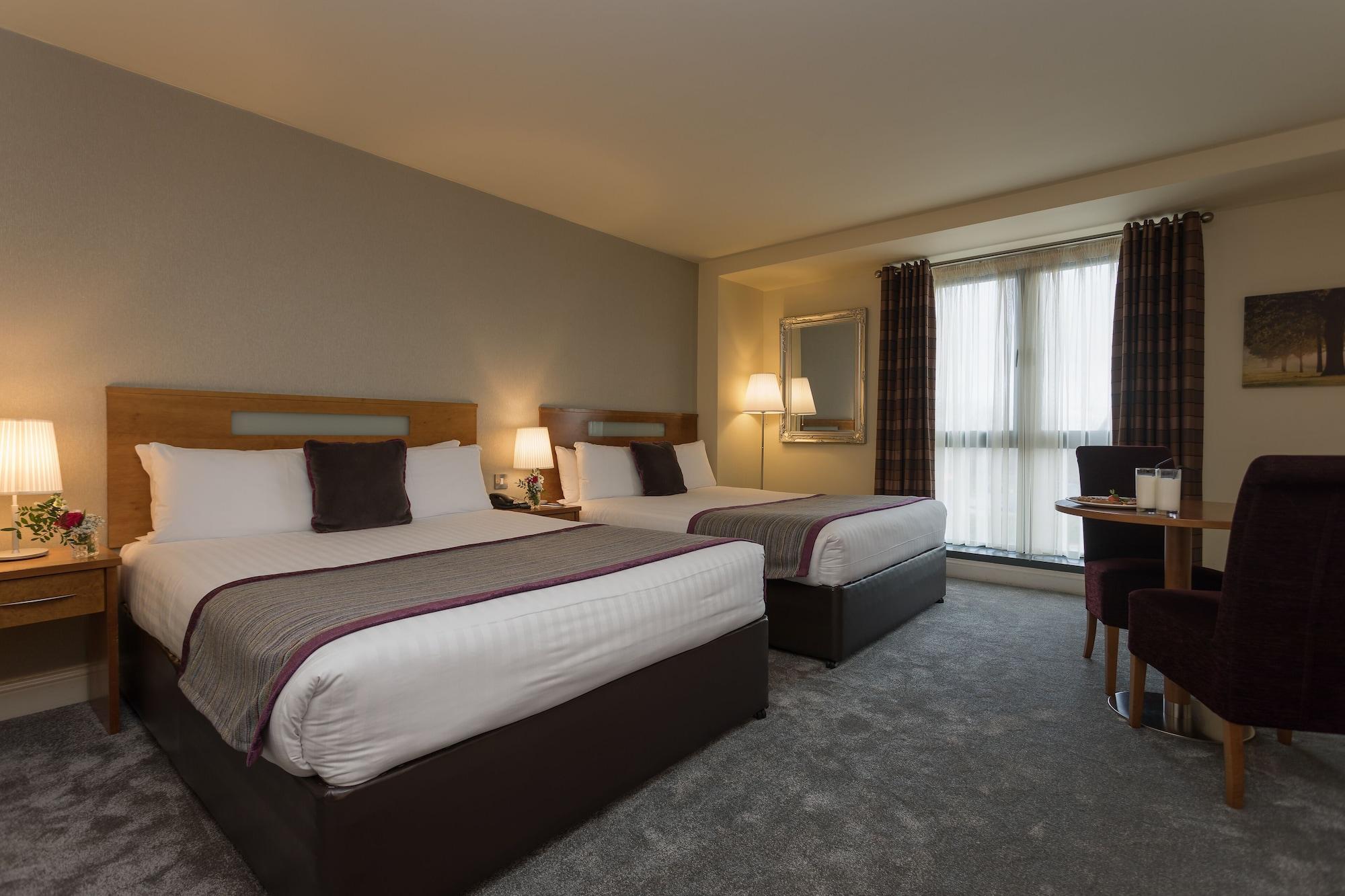 Raheen Woods Hotel Athenry Esterno foto