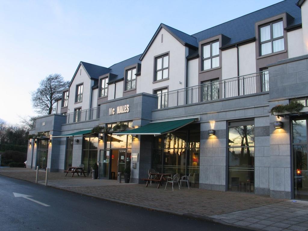 Raheen Woods Hotel Athenry Esterno foto